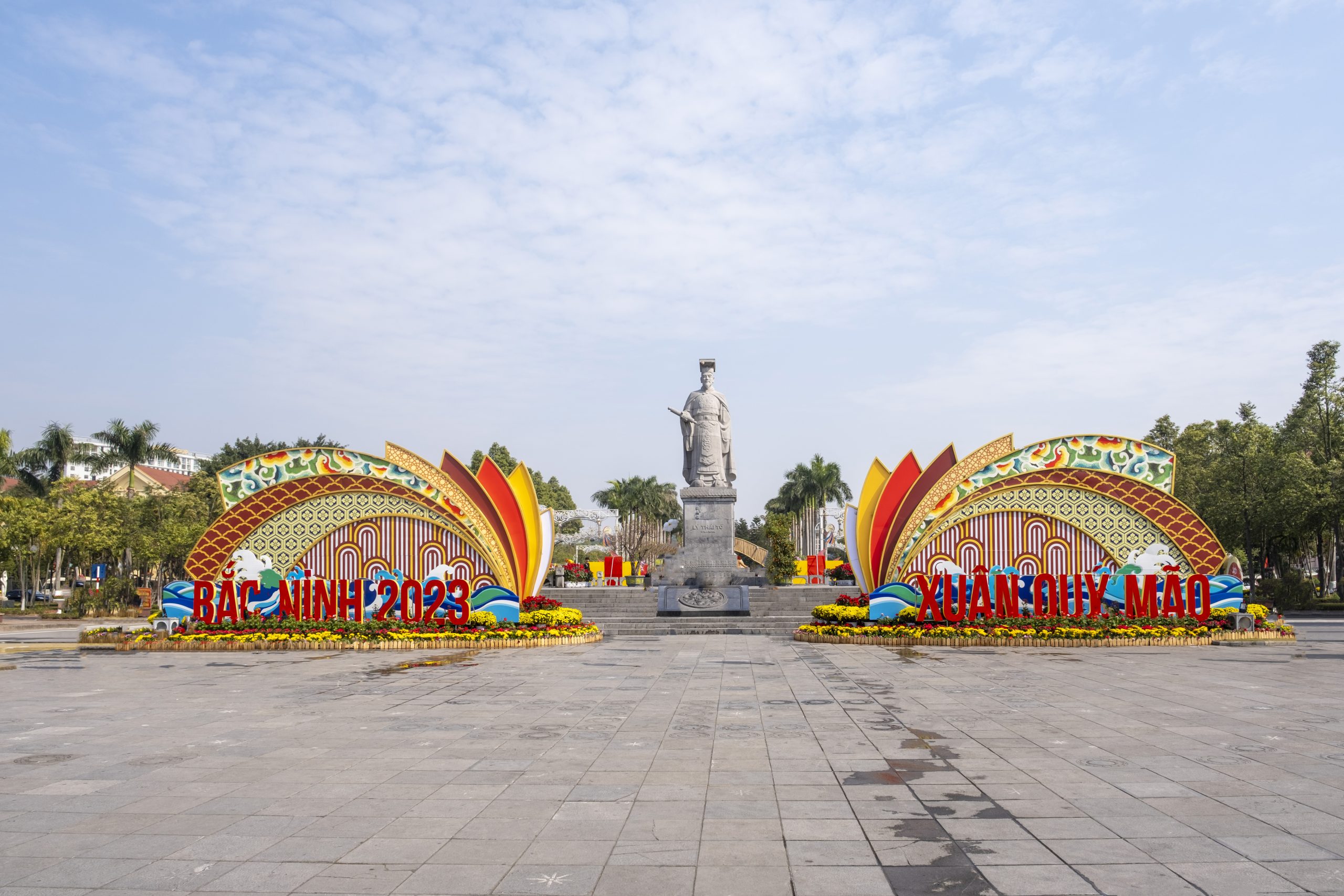 TRANG TRÍ CÔNG VIÊN XUÂN QUÝ MÃO 2023